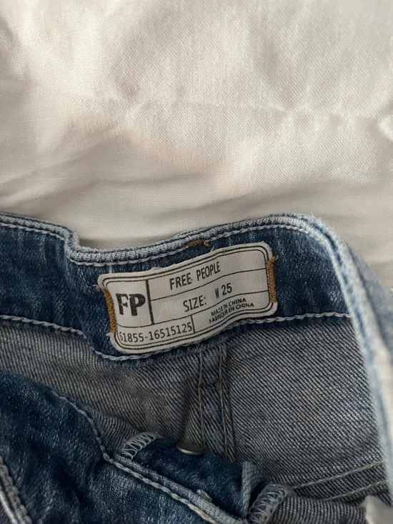 Free People Women’s Wide-Leg Jeans - Picture 3 of 3